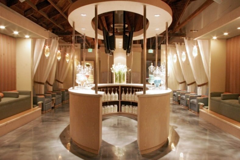 Luxury Nail Salon | SkySeaTree